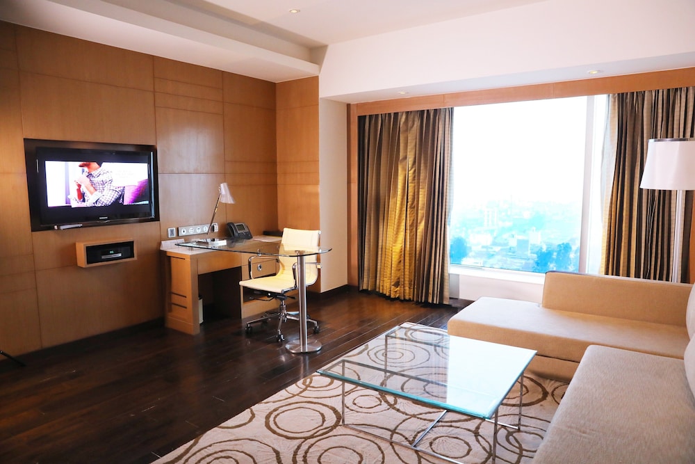 CROWNE PLAZA GREATER NOIDA 47/78