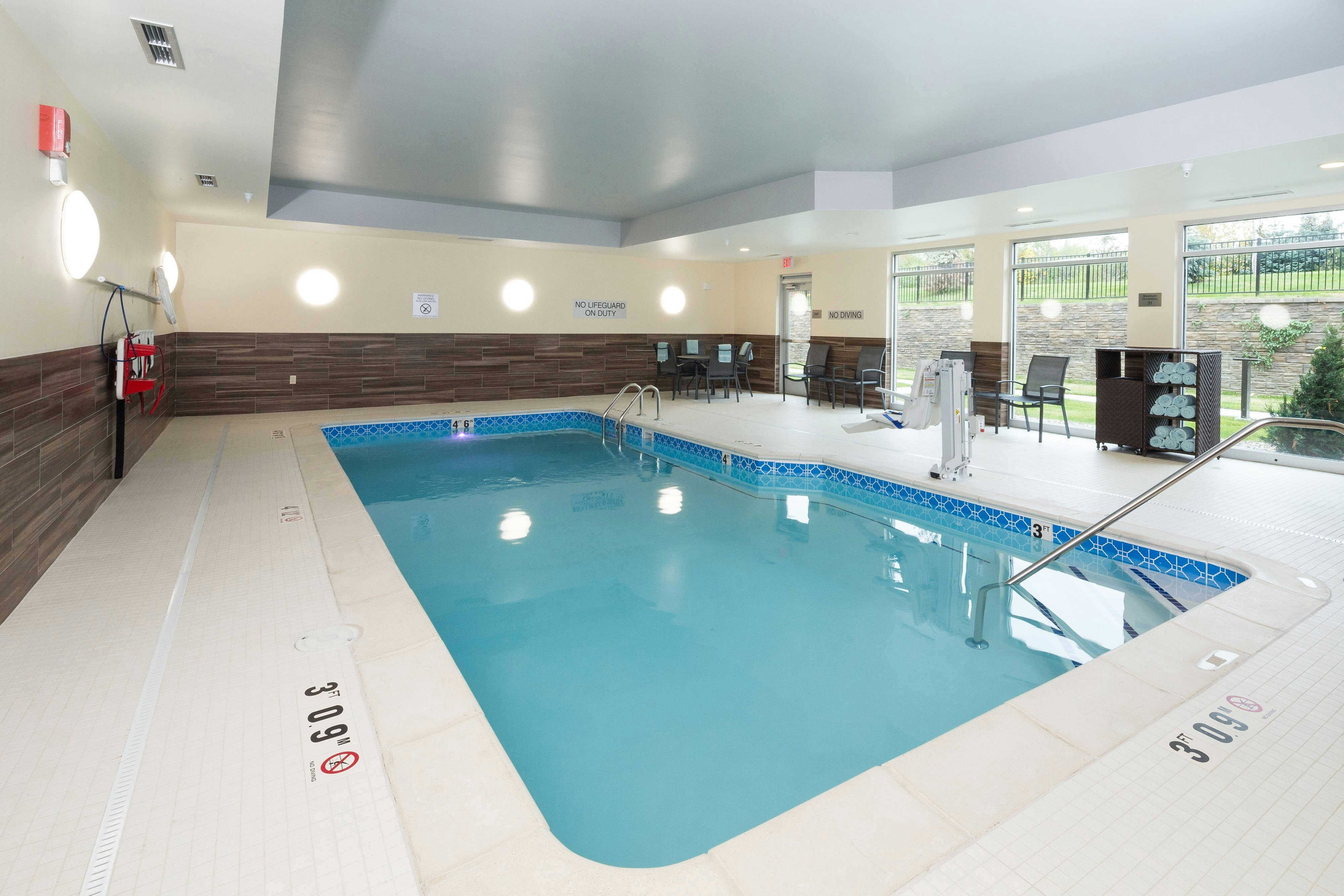 Fairfield Inn Suites By Marriott Detroit Chesterfield 3/8
