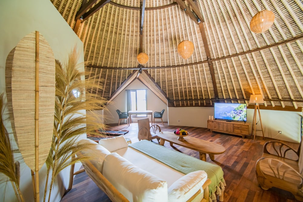 4 Bedrooms, Villa, Twin Beds, 2 King Beds, 2 Bathrooms, Living Area, Private Pool, SuB Villas Bali 10/10