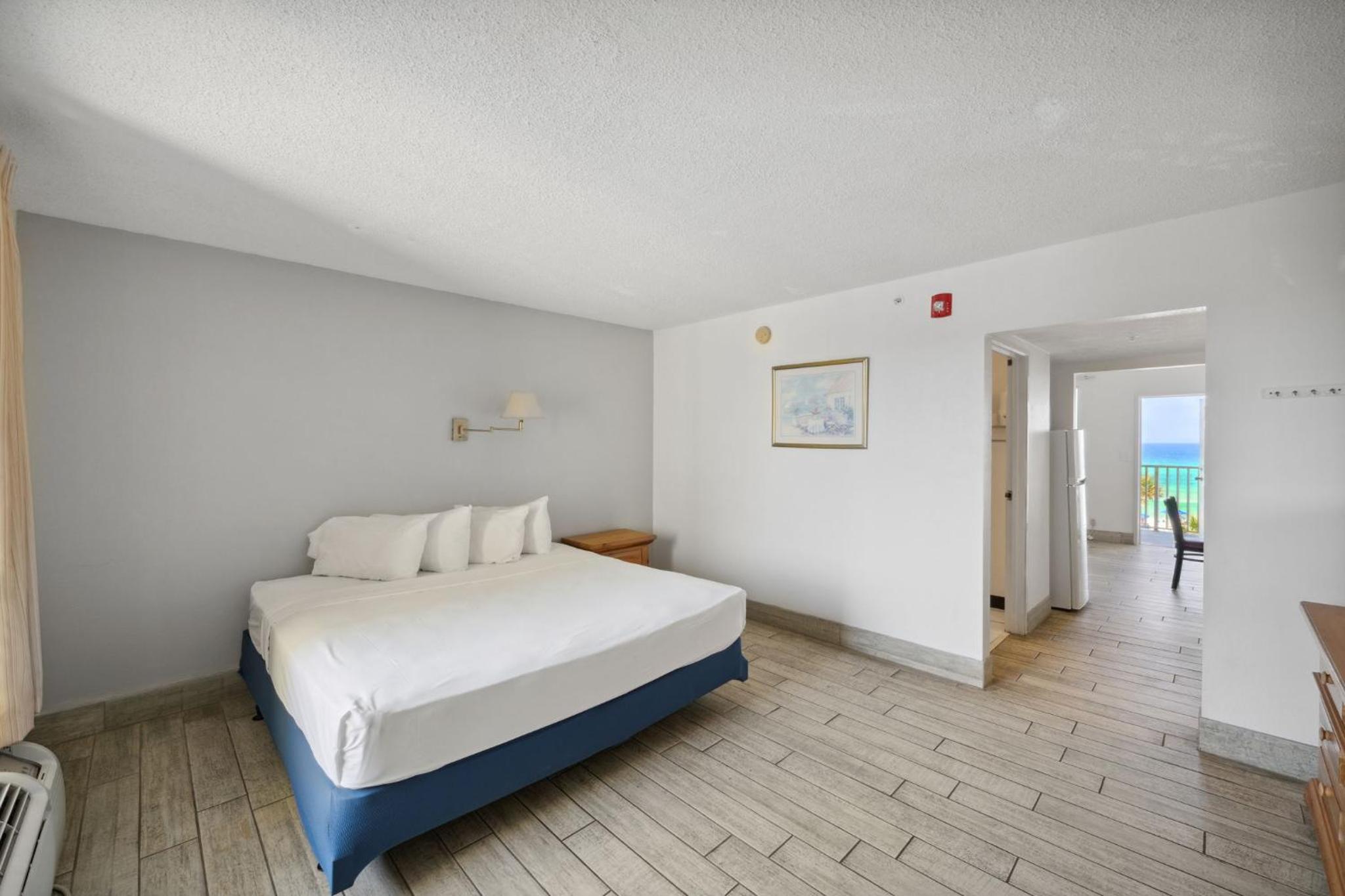 Suite, King Bed, Ocean or Gulf View