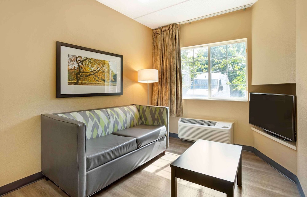 Studio 6 Extended Stay Fishkill Route 9 NY 36/57