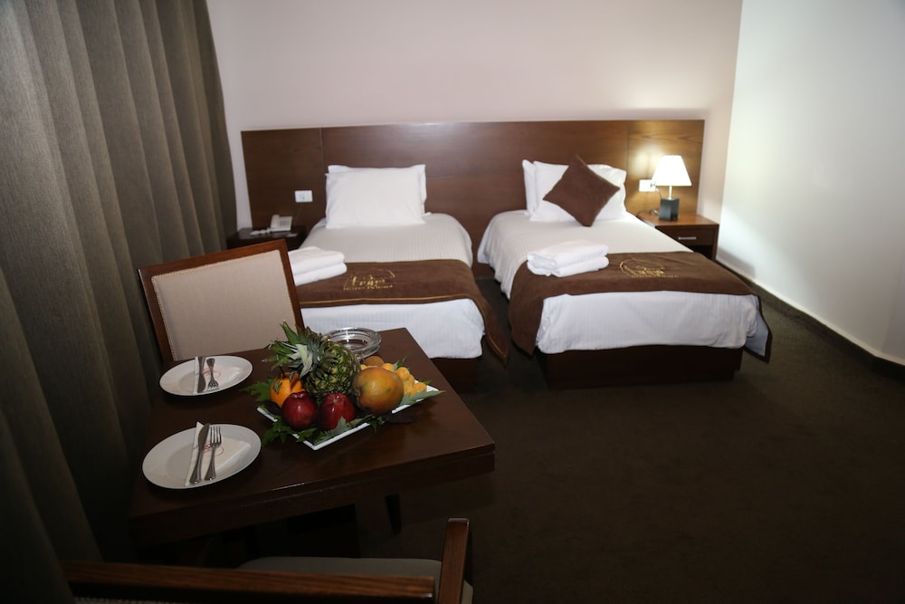 Douma Hotel 30/59