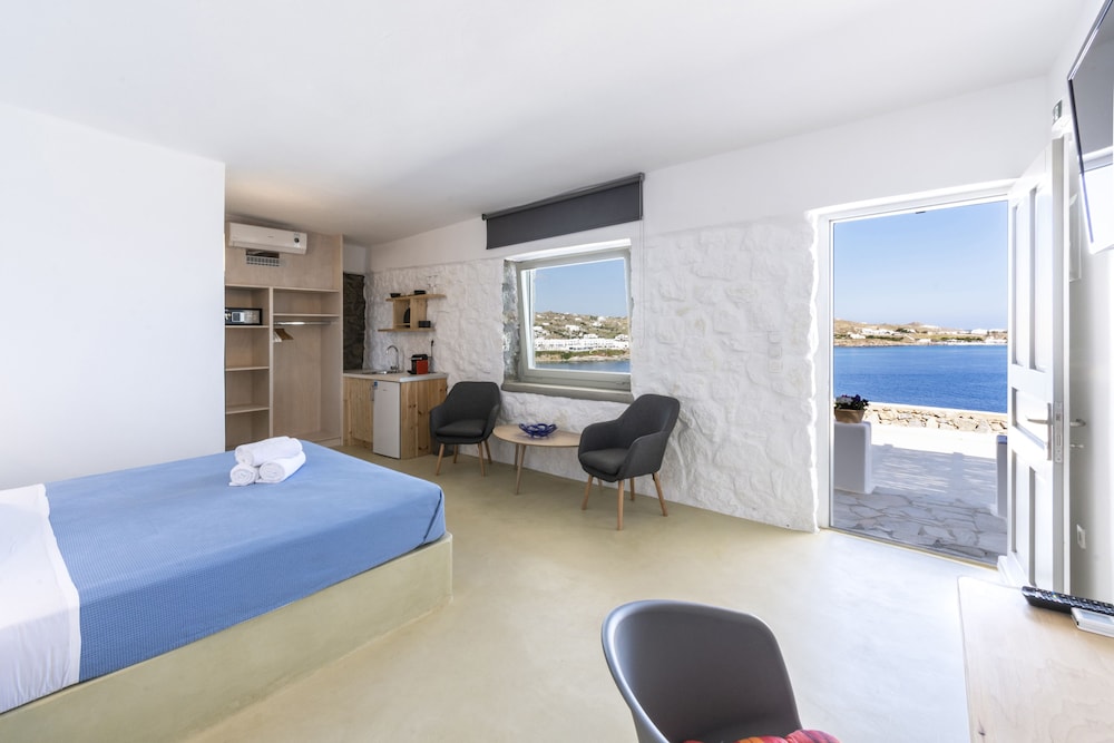 Mykonos Azure 10/50