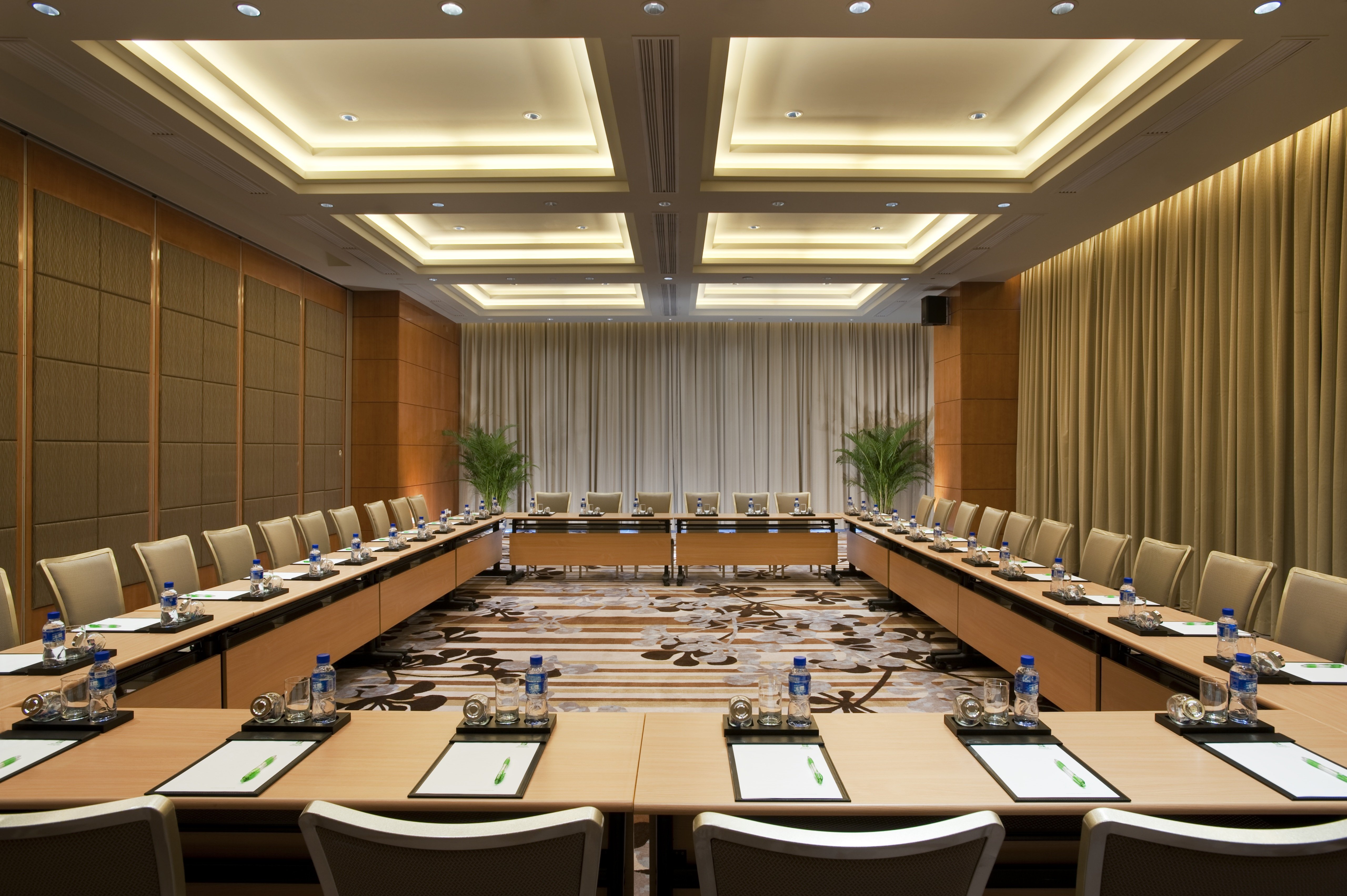 Holiday Inn Tianjin Riverside 64/79
