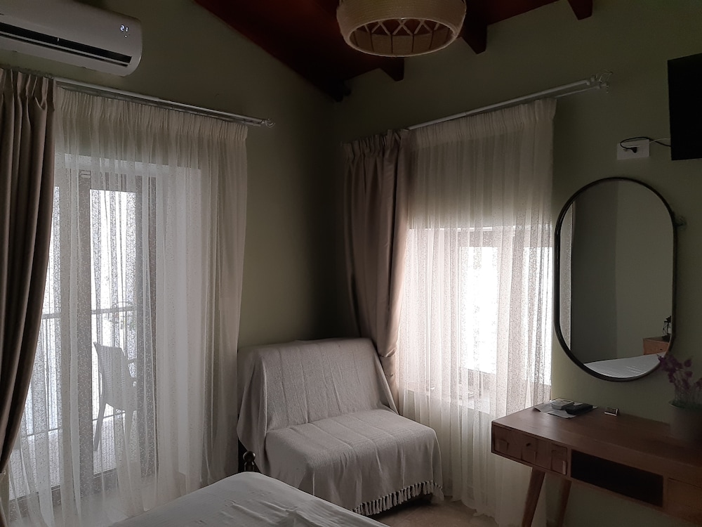 Paraskevi's Luxury Studios 31/46