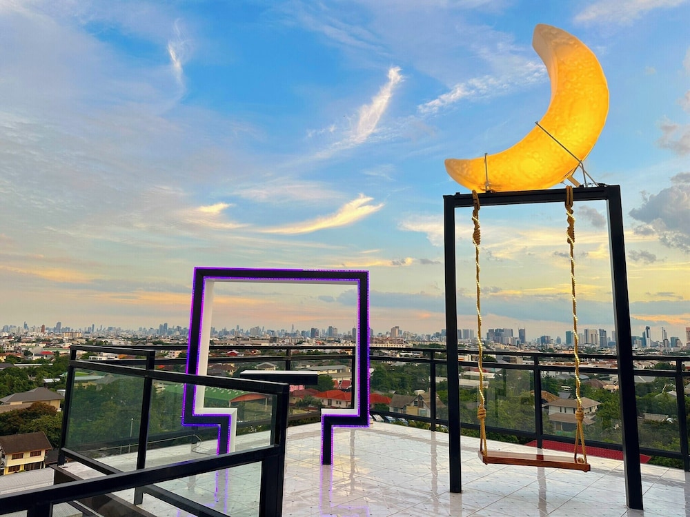 Sky Dome Resotel 67/69