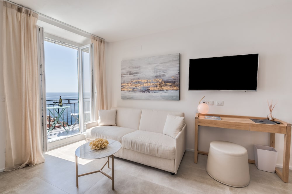 Il Sogno di Manarola by The First 28/50