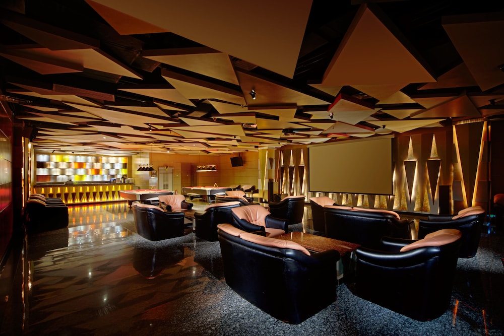 FM7 Resort Hotel Jakarta Airport 28/38