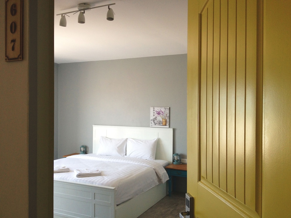 Hub Hua Hin 57 Hotel 16/72