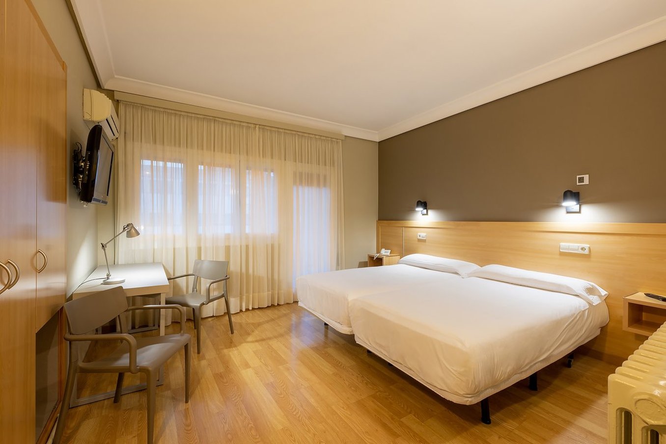 Hotel Santamaria 1/29