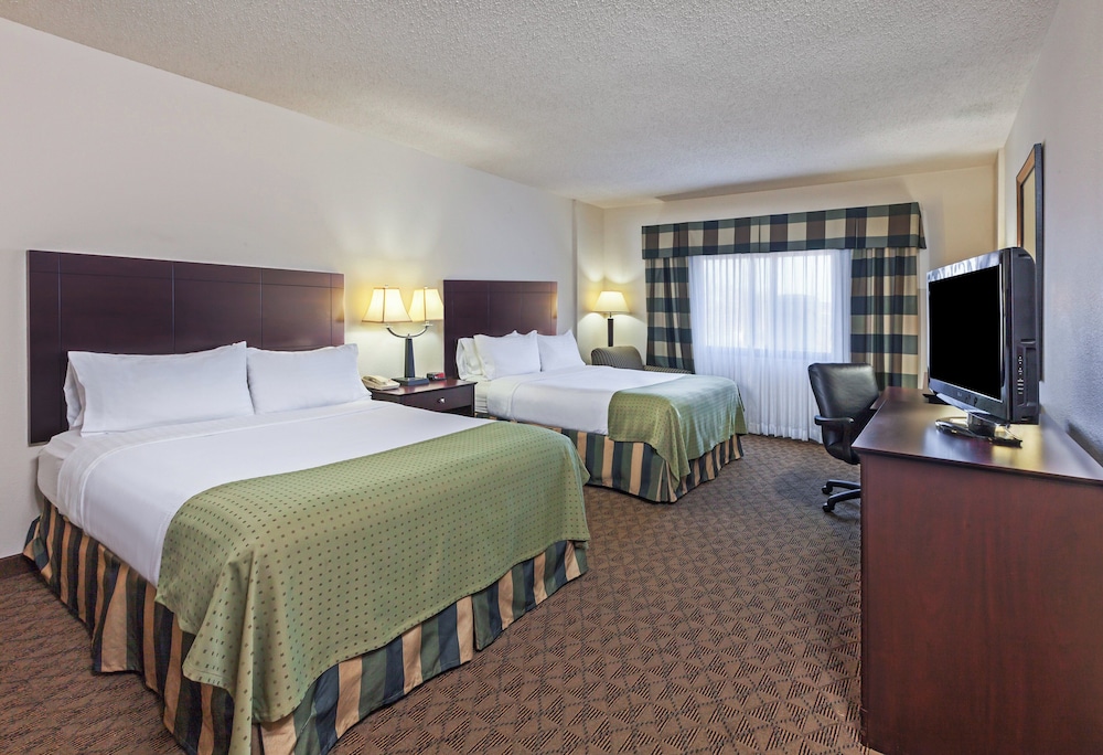 Holiday Inn Springdale/Fayetteville Area 15/50
