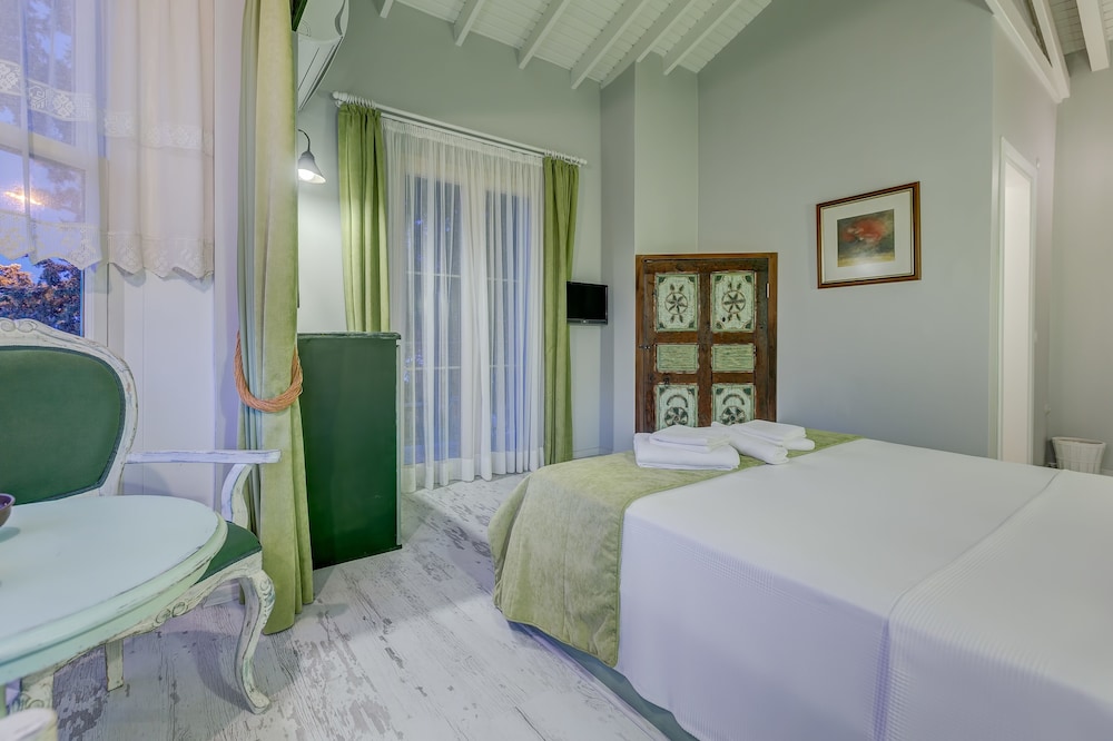 Vespera Hotel 23/43