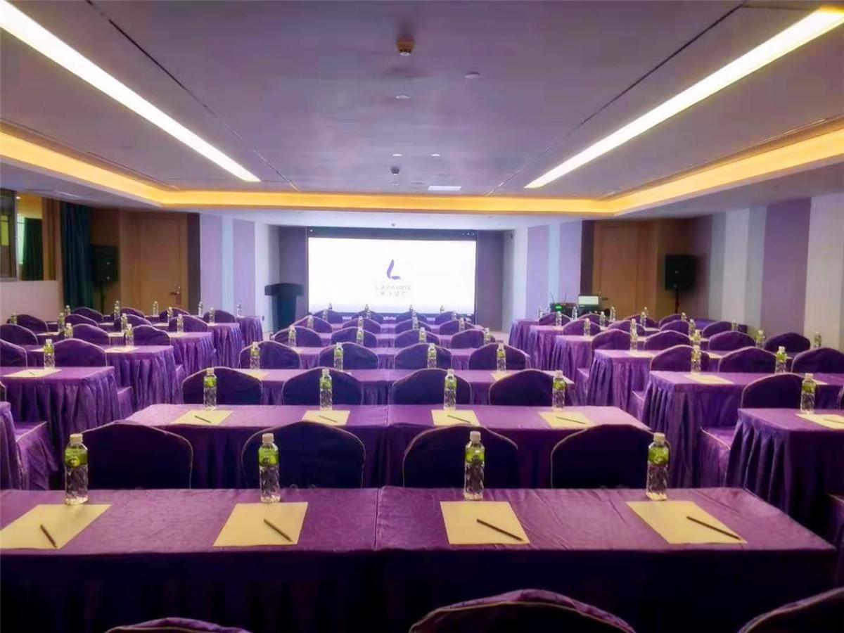 Lavande Hotel (Jiangmen Golf Club) 42/54