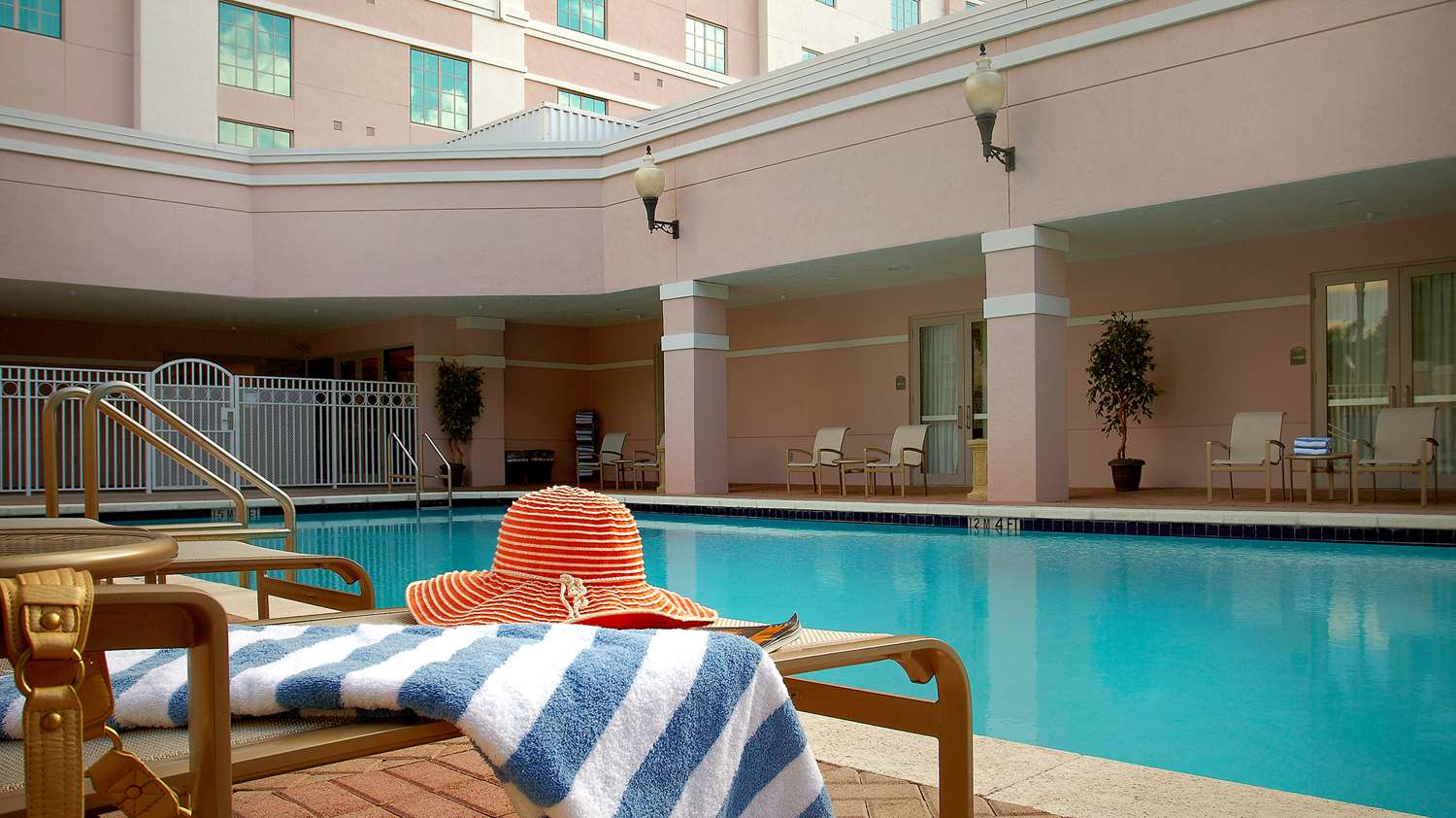 swimming pool spa