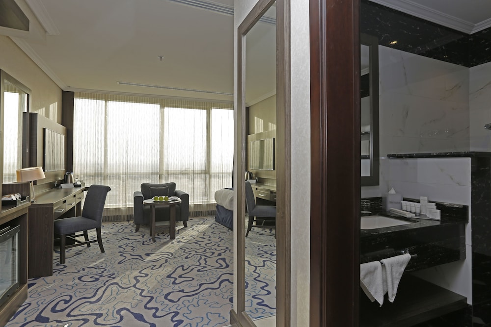 فندق سويس انترناشونال رويال - الرياض(Swiss Flora Royal Hotel Riyadh) 51/51