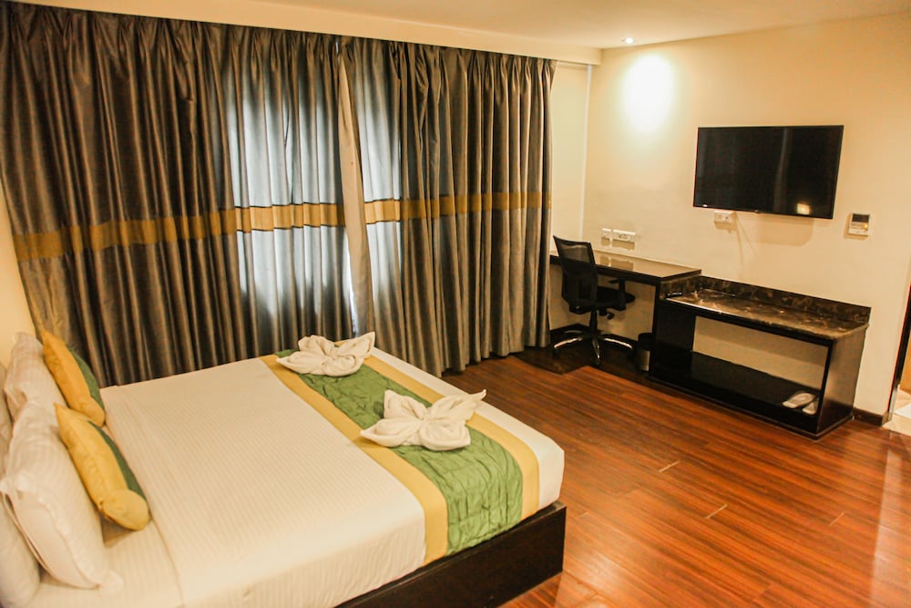 J HOTEL 16/40