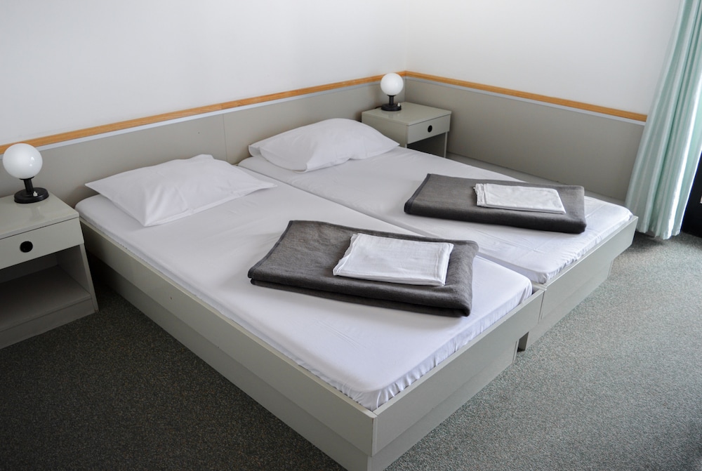 Hotel Miran Pirovac 22/55