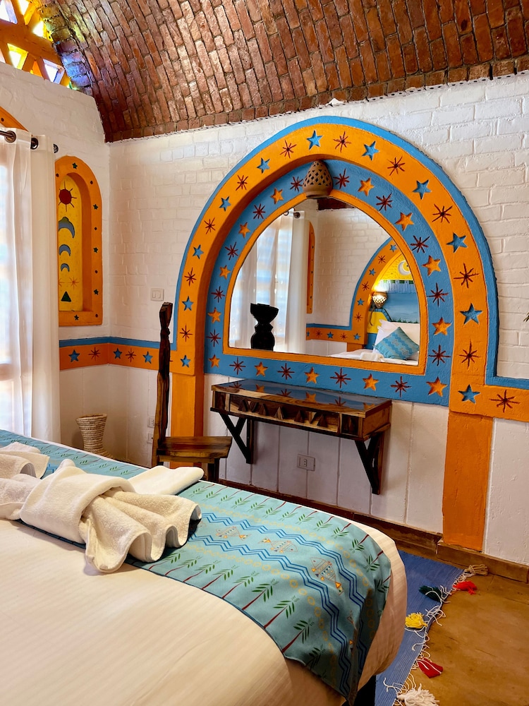 Kato Dool Nubian House 16/60