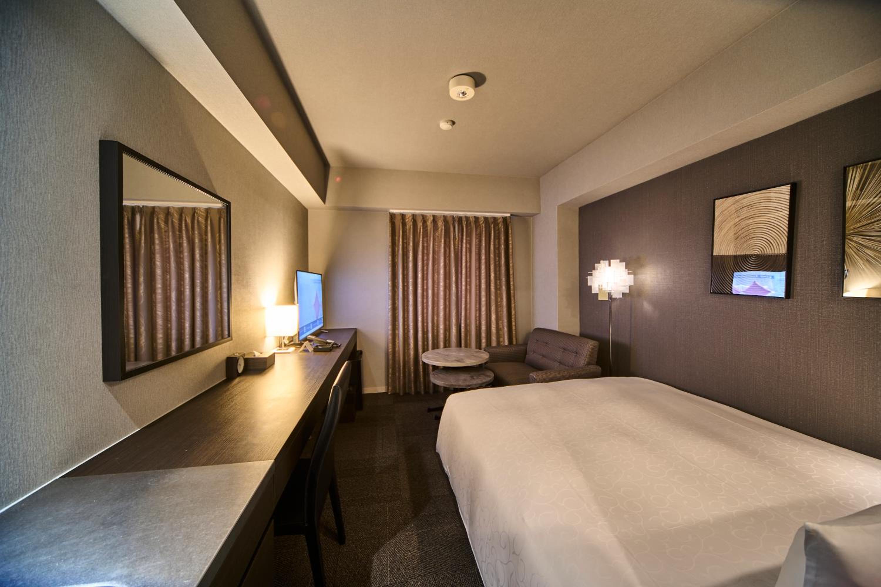 Room, Double Bed