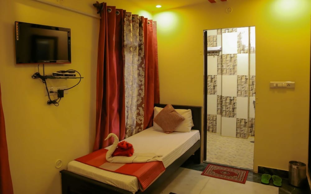 Nahar Singh Haveli 34/47