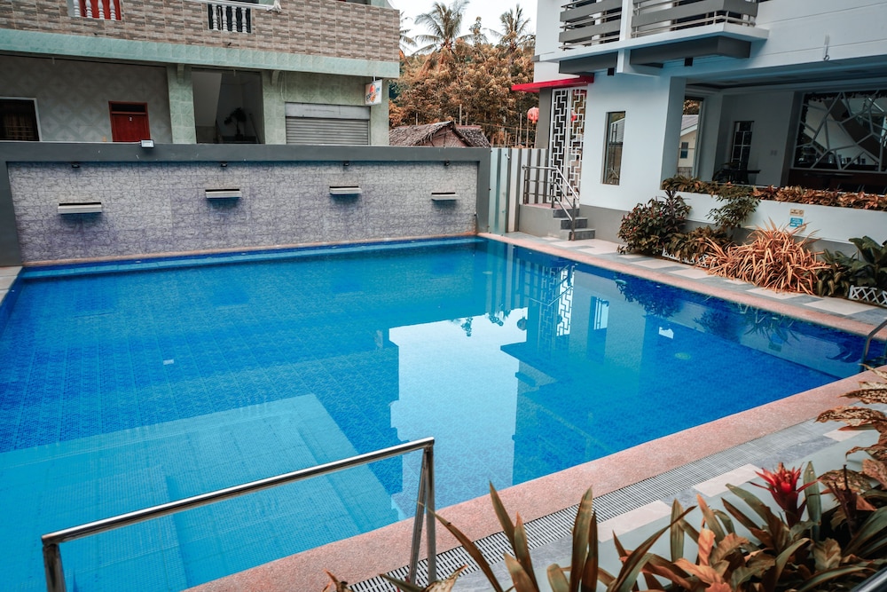 The Mang-Yan Grand Hotel Powered by Cocotel 6/50