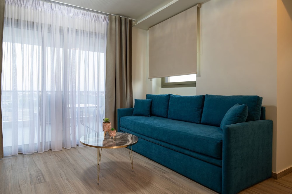 Aetherion Studios & Suites 52/65