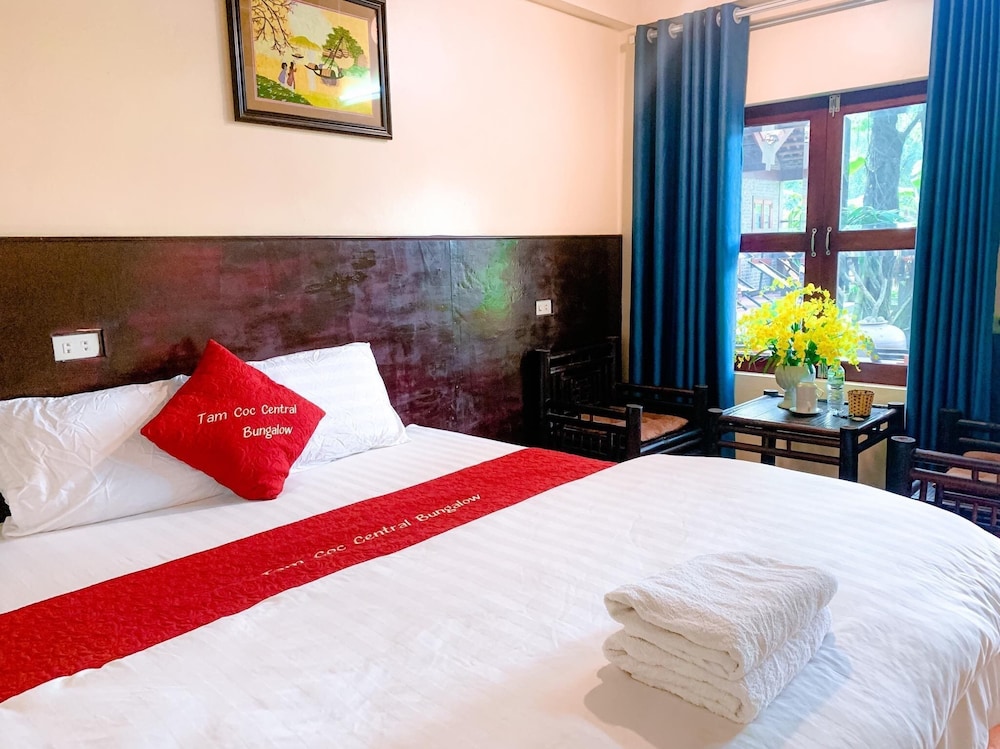 BUNGALOW, DOUBLE BED, MOUNTAIN VIEW