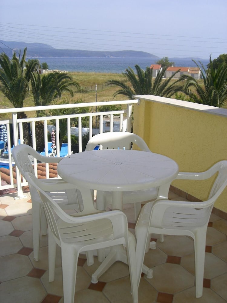 Oceanida Bay Hotel 39/51