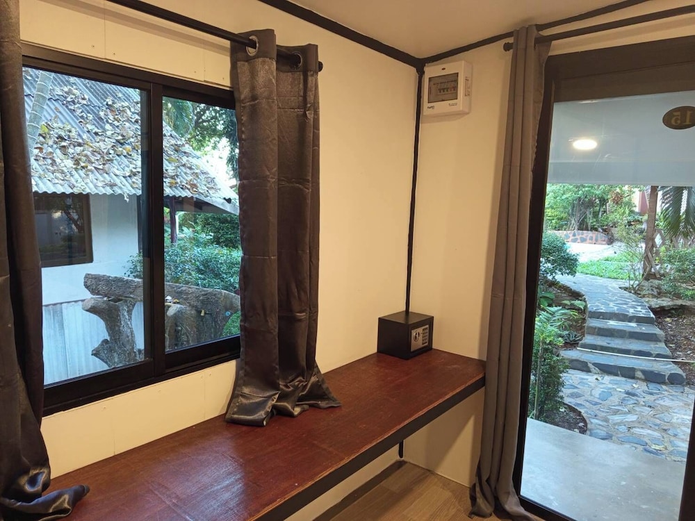 Faye Orchid Resort 50/50