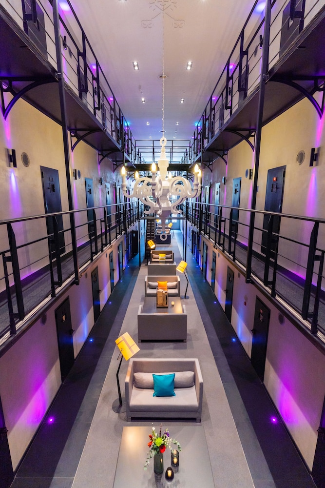 Het Arresthuis 39/50