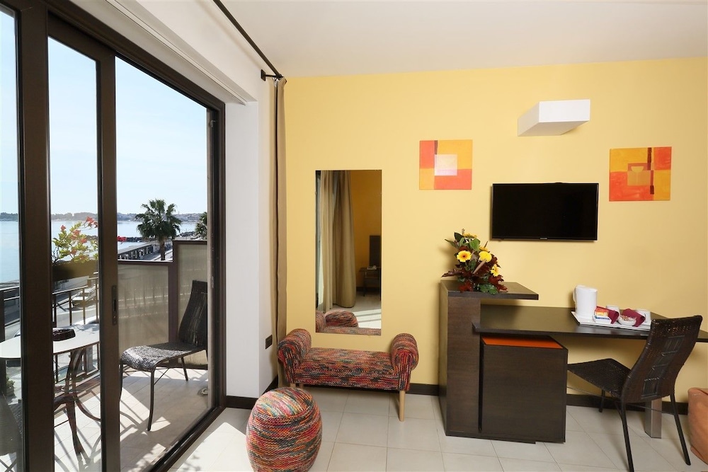 Hotel San Giovanni 51/66