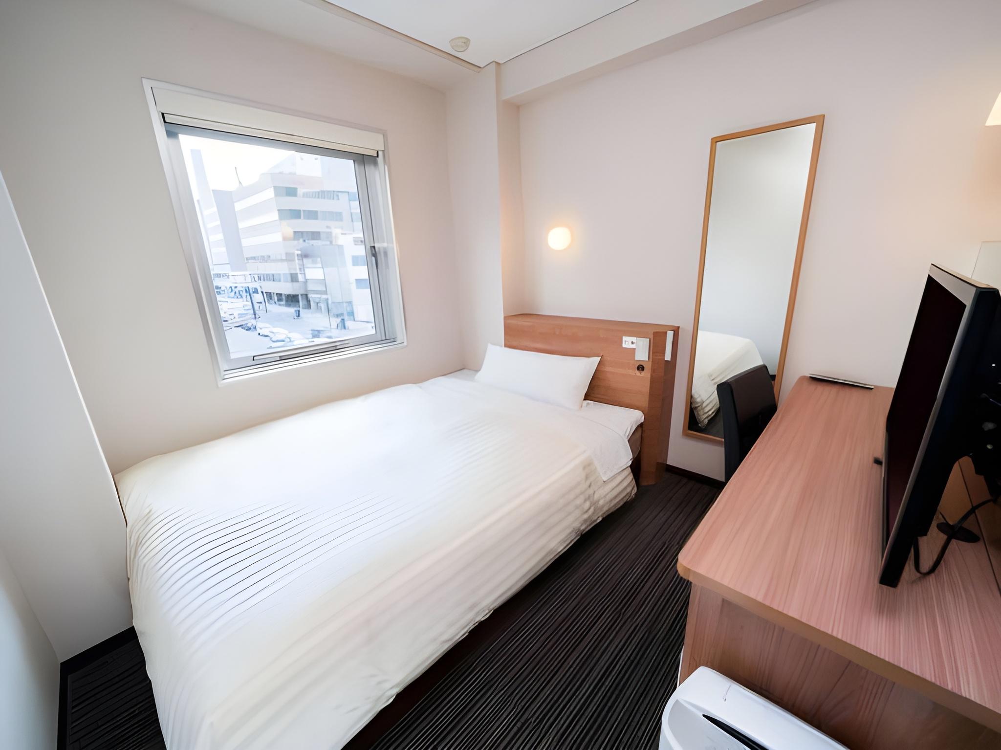 Semi Room, Double Bed, Smoking