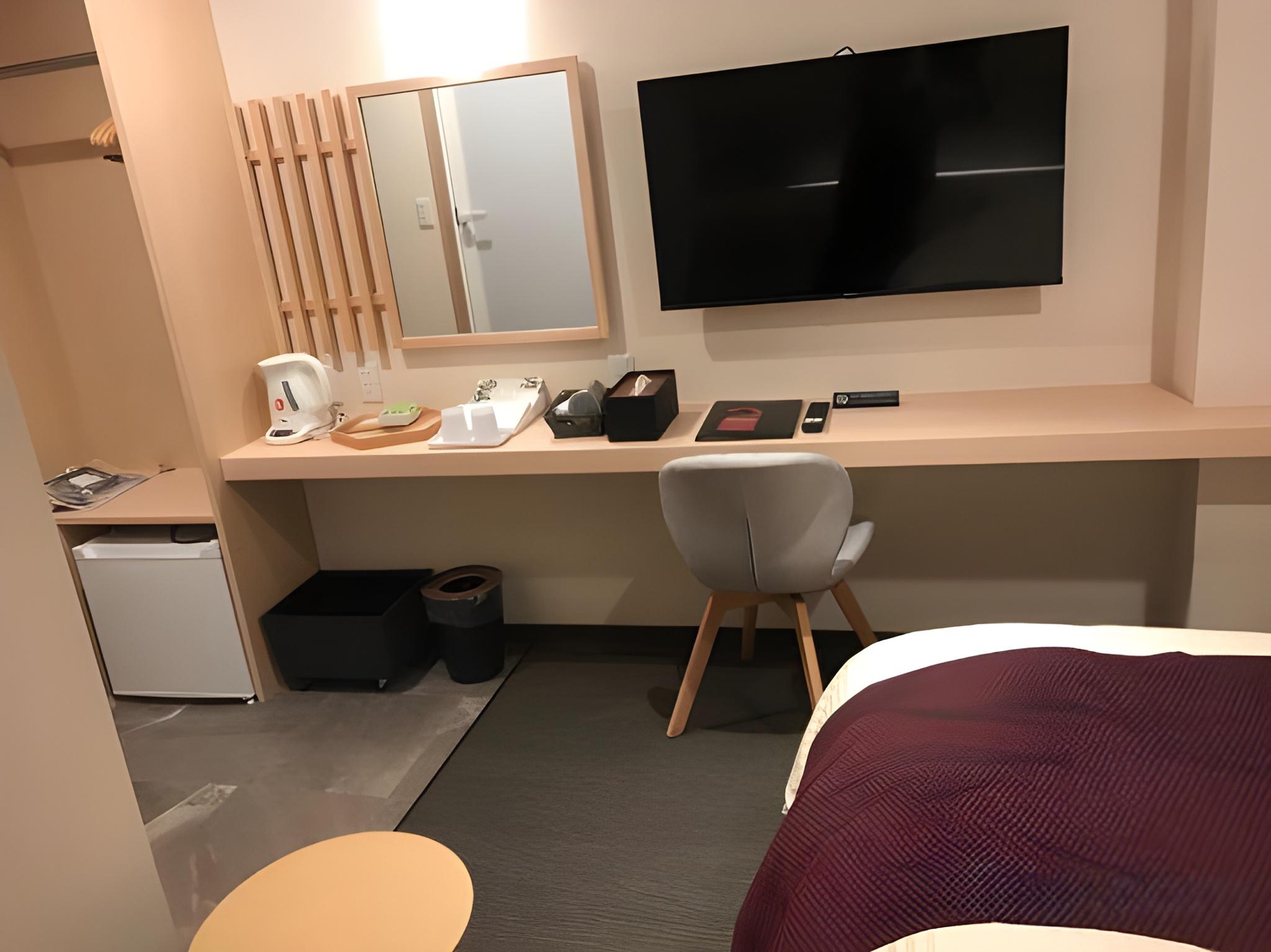 Semi Room, Standard, Semi Double Bed