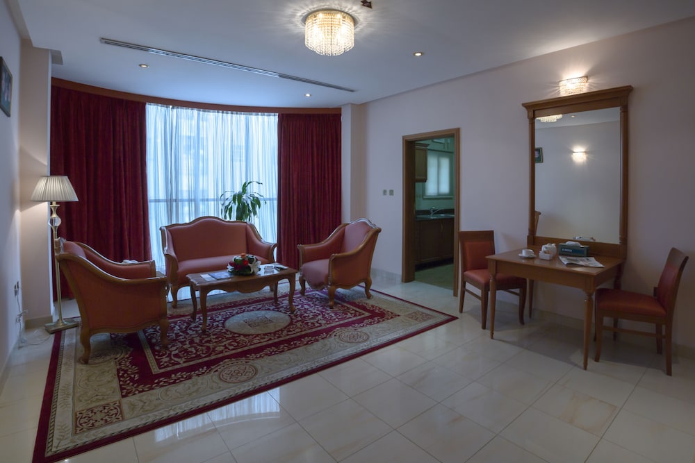 Al Madina Suites 21/29