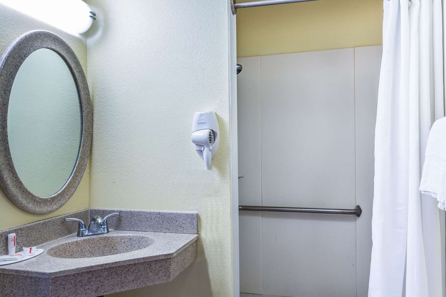 Motel6 Riviera Beach, FL 10/11