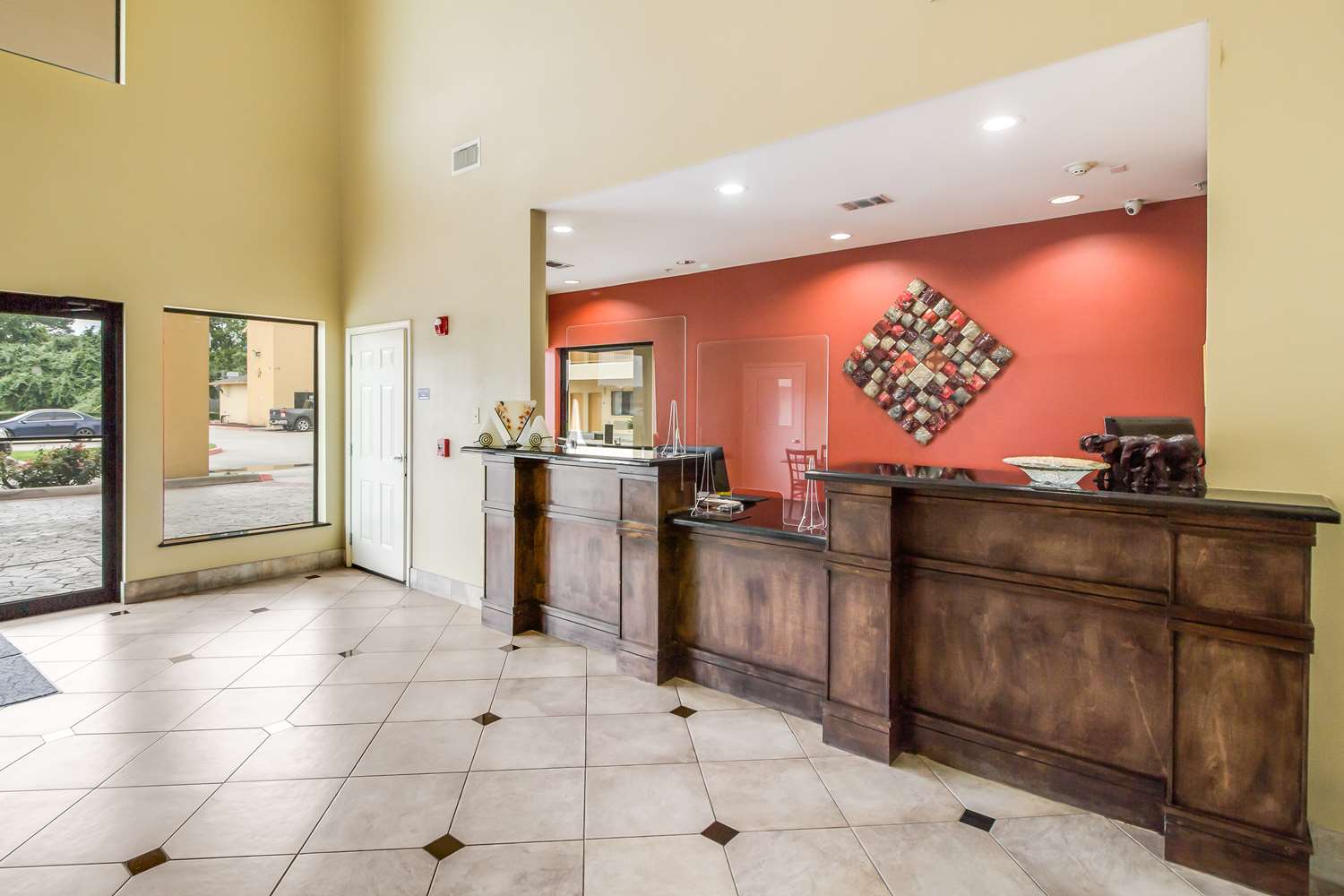 Americas Best Value Inn And Suites Tomball 7/30