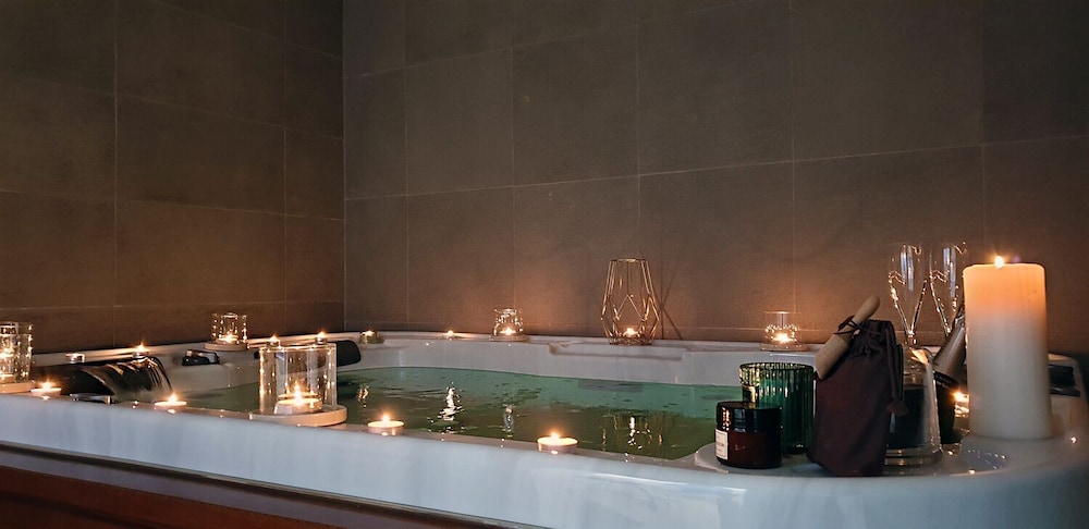 Boutique Hotel Glaros - Adults Only photo1