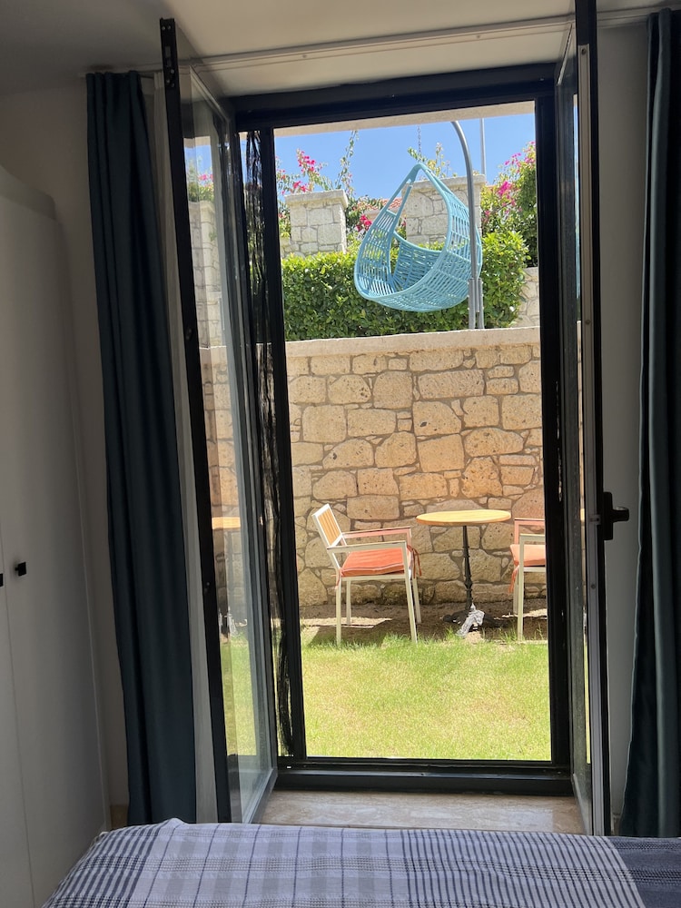 Amour Alacati Butik Otel 15/24
