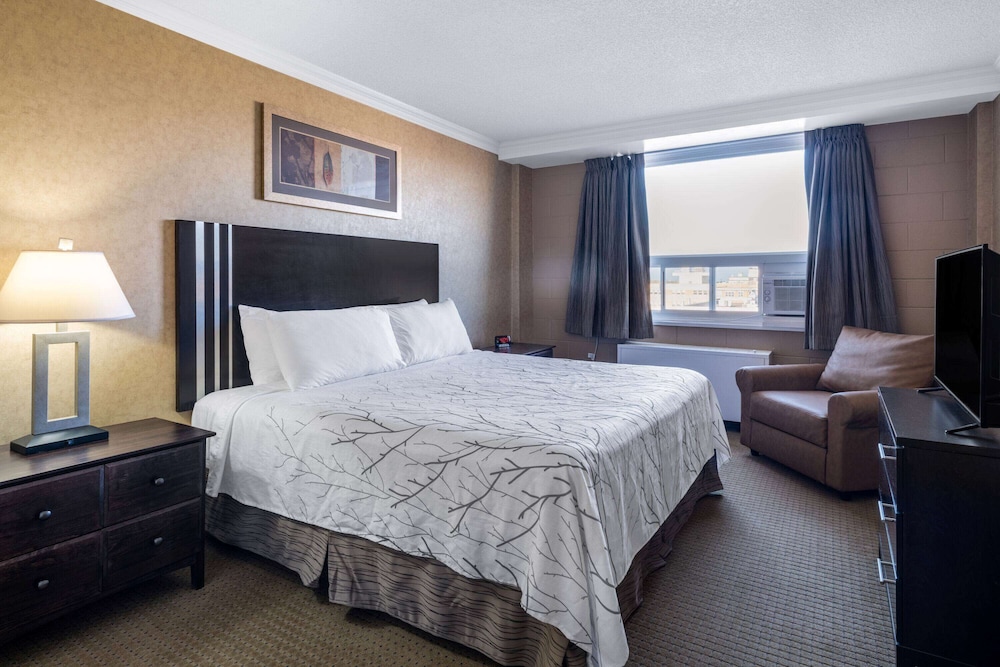 Travelodge by Wyndham Prince Albert 12/29