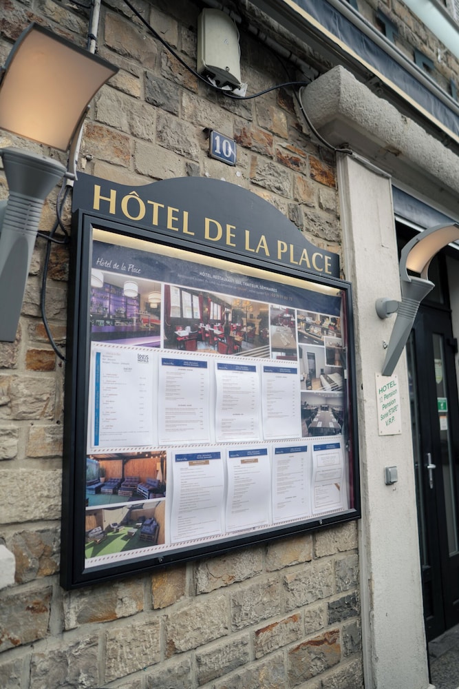 HOTEL DE LA PLACE 3/50