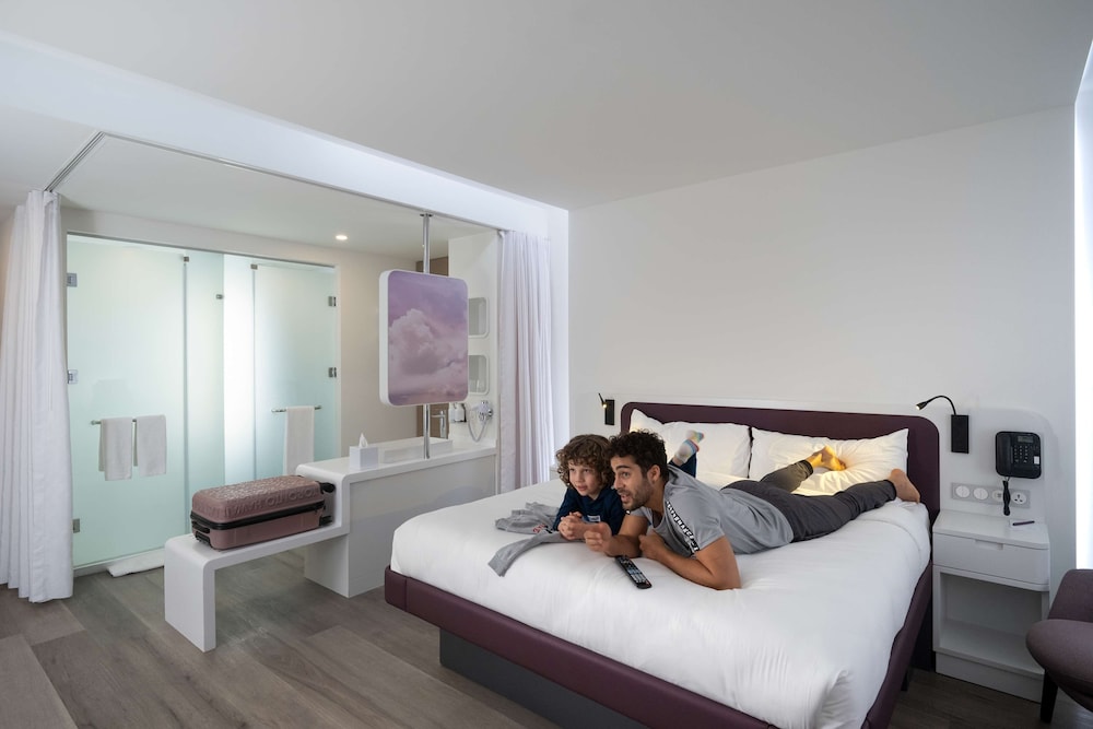 Yotel Istanbul Airport Landside 24/72