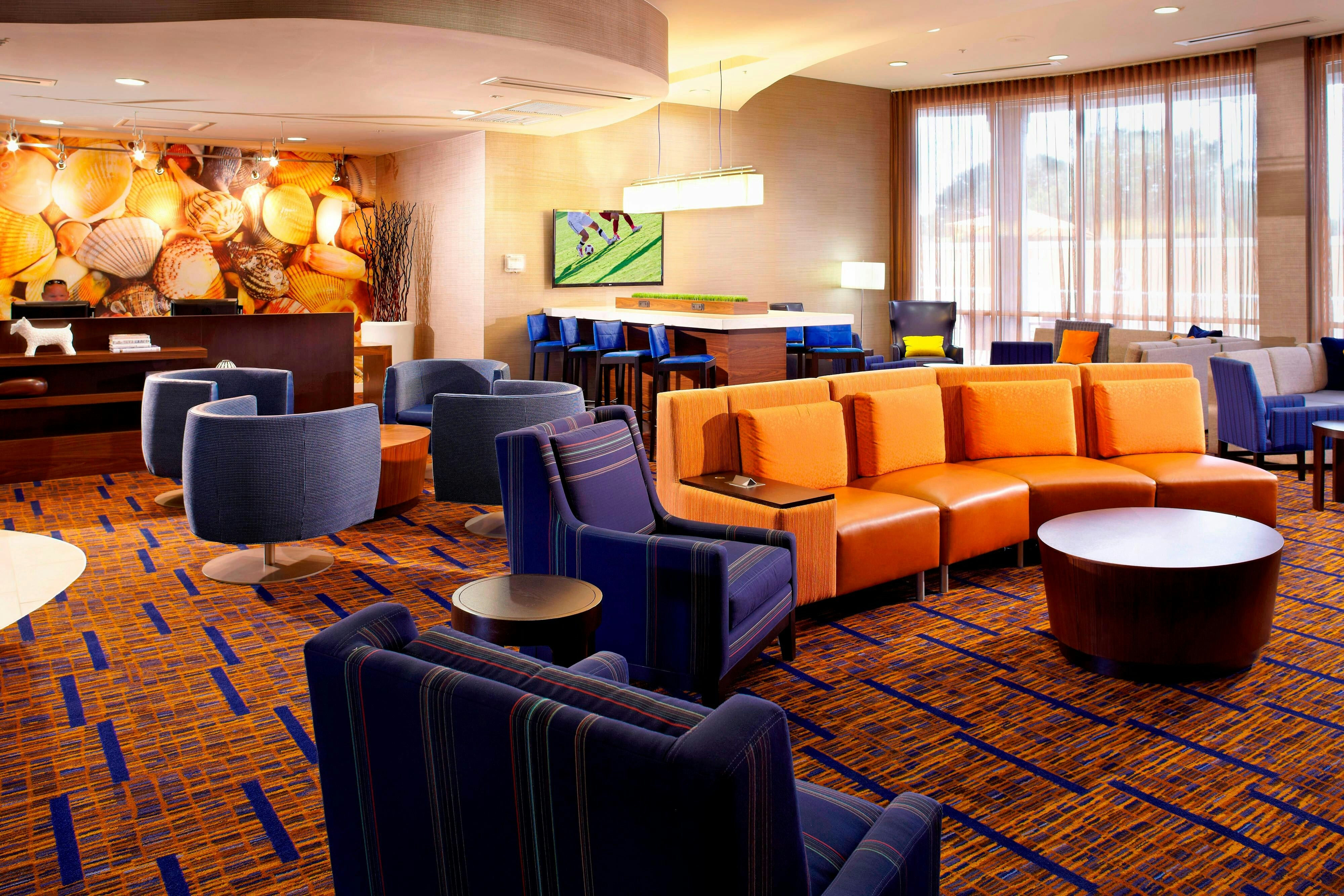 Courtyard By Marriott Tampa Oldsmar 10/19