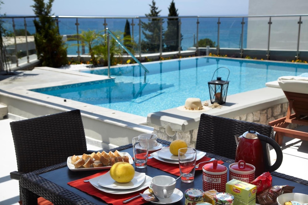 Blue Dream Luxury Villas 48/60