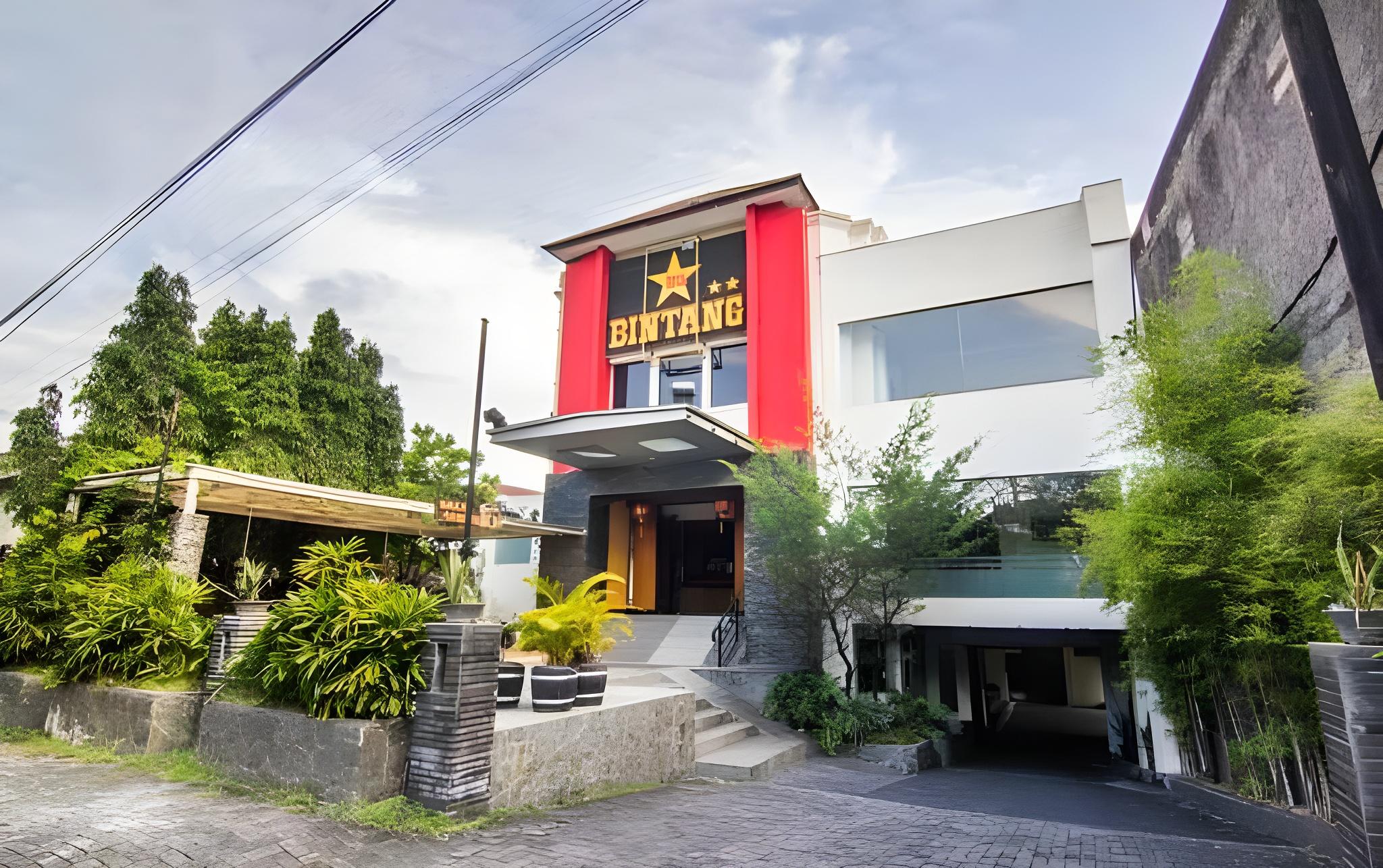 Hotel Bintang Solo 45/50
