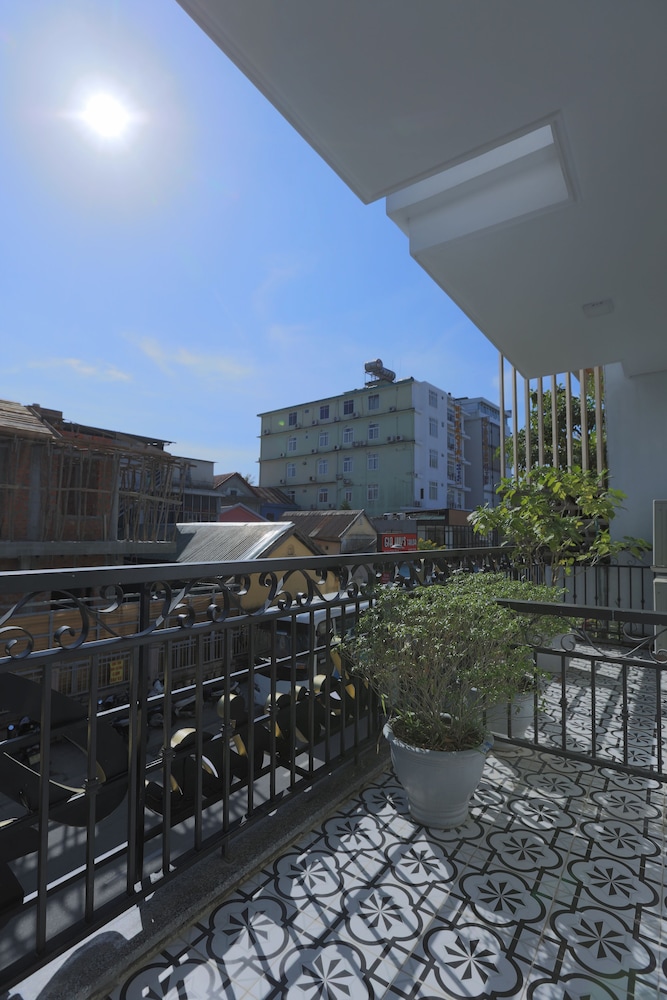 Gardenia Hue Hotel 56/64