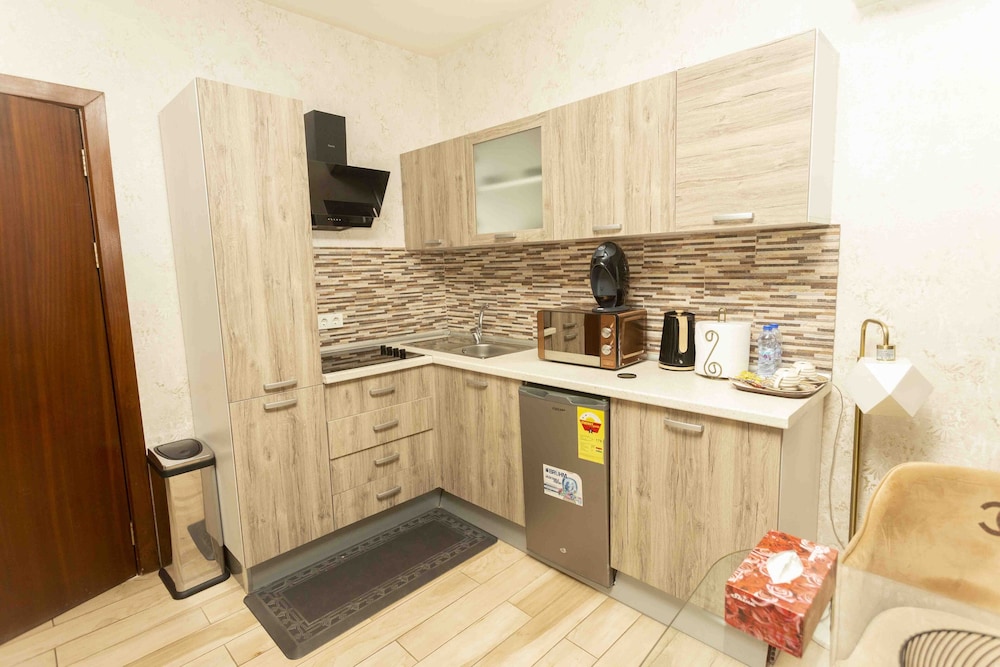 San Marino Hotel Apartment 48/50