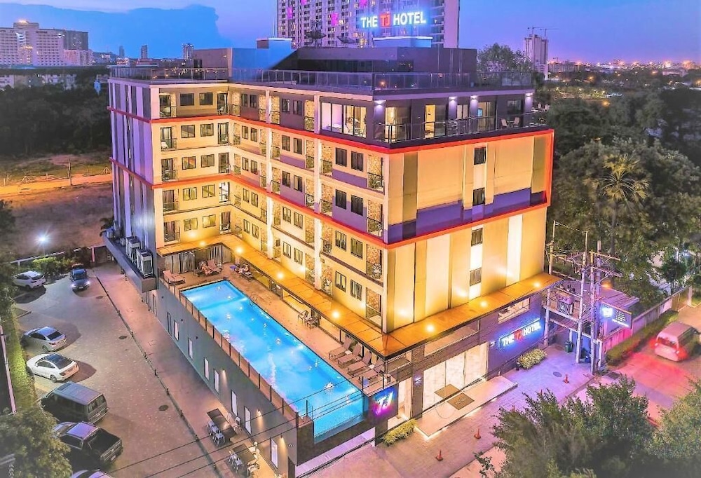 The TJ Hotel Pattaya 1/49