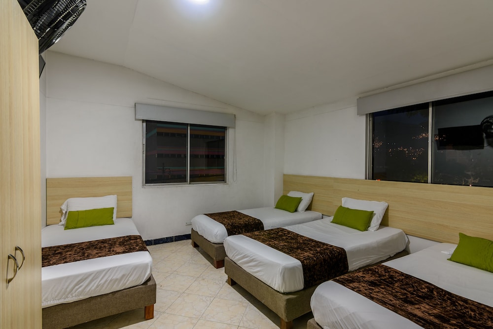 Hotel Med Colombia 12/35