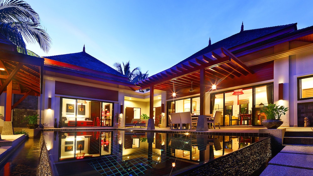The Bell Pool Villa Resort 8/65