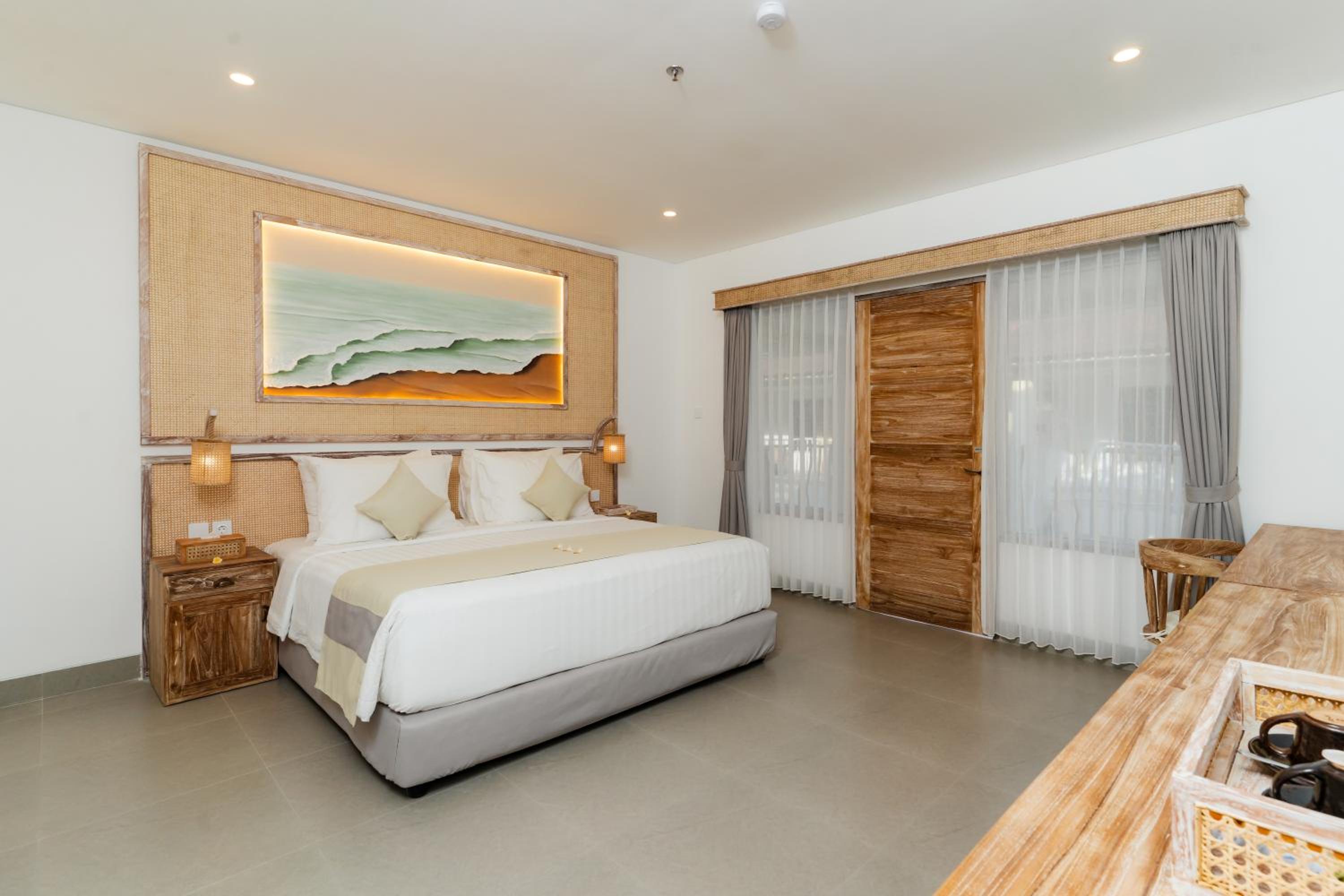 Garden, Queen Bed, Terrace